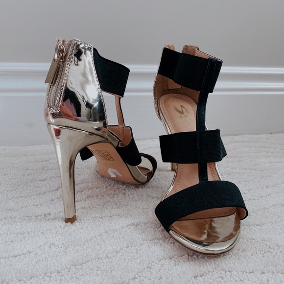 Heels - Picture 2 of 2